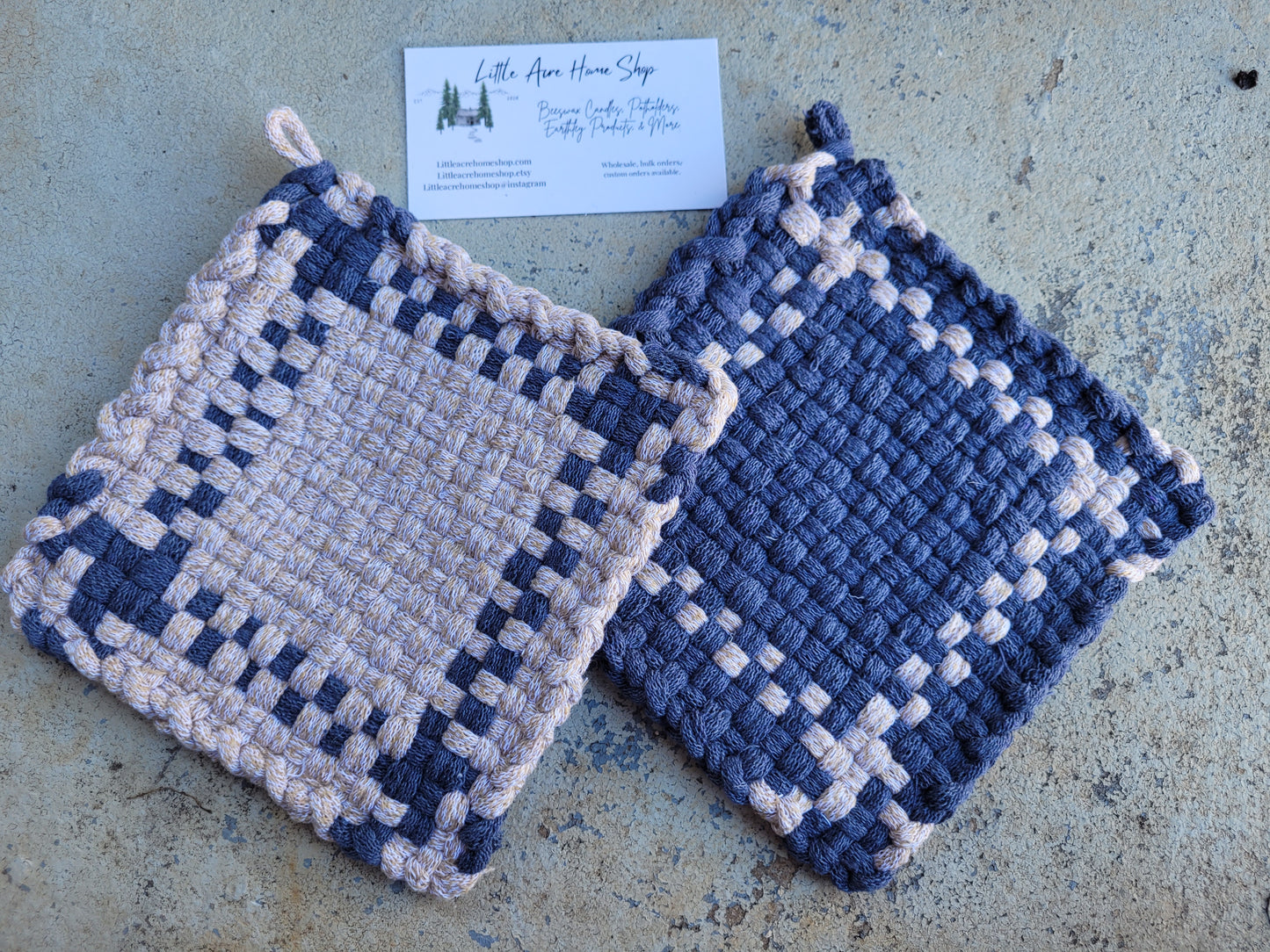 Flax & Denim(Traditional size Potholders)